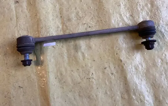 Mercedes-Benz A W169 Front anti-roll bar/stabilizer link A1693200989