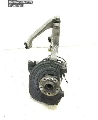 Maserati Quattroporte Front wheel hub spindle knuckle 670001898