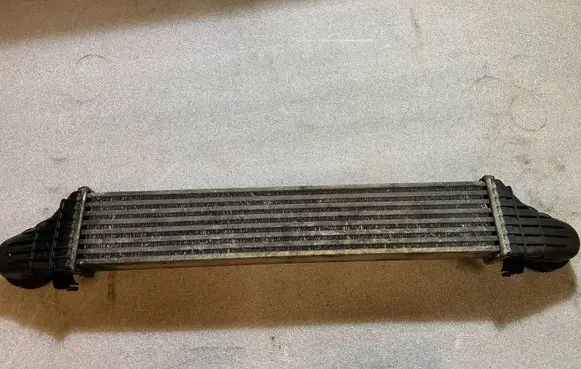 Mercedes-Benz CLK A209 C209 Intercooler radiator A2035000600 2035000600