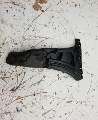 Volvo XC90 Front bumper mounting bracket 30698128