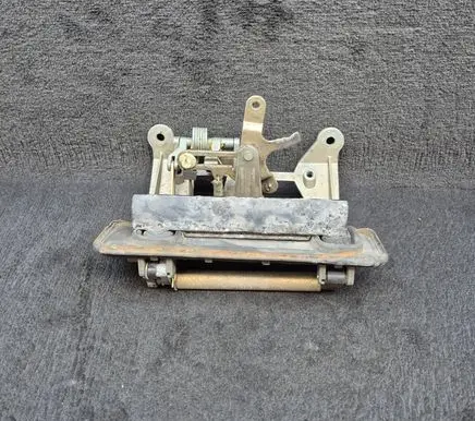 Audi A6 S6 C4 4A Tailgate/trunk/boot exterior handle 4A9827565 8A9827565