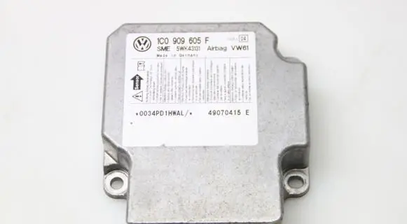 Skoda Fabia Mk2 (5J) Airbag control unit/module 1C0909605F