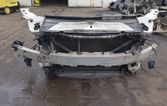 Mercedes-Benz C W205 Radiator support slam panel 