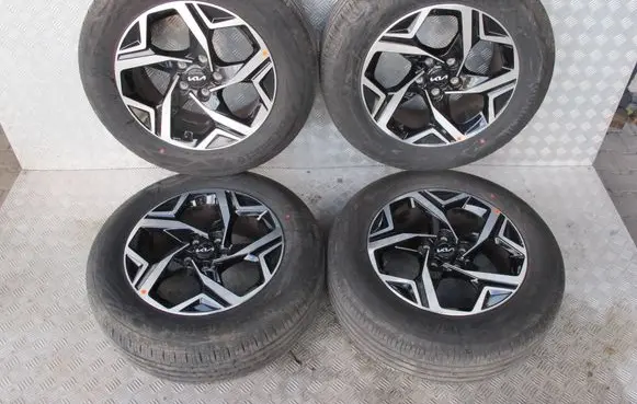 KIA Sportage R17 alloy rim 52910-R2100