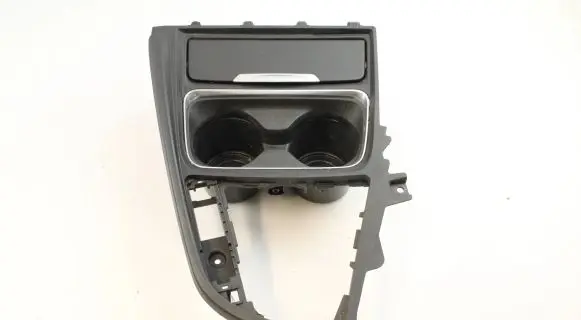 Cup holder front
