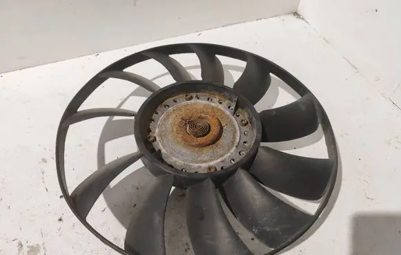 Audi A4 S4 B5 8D Fan impeller 058121301B