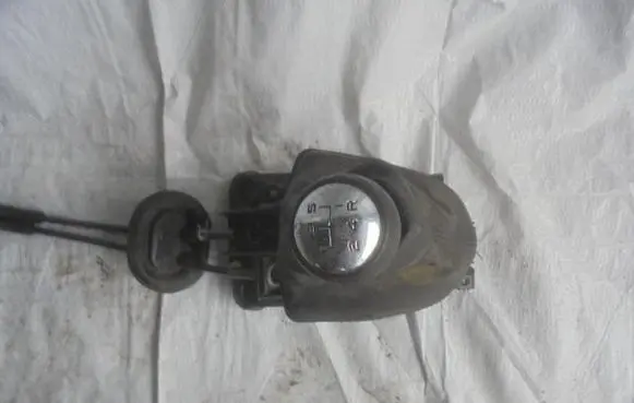 Peugeot 308 Gear shift cable linkage
