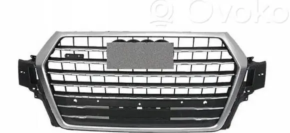 Audi Q7 4M Front bumper upper radiator grill 4M0853651