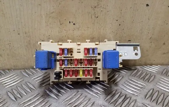 Nissan Qashqai Fuse module