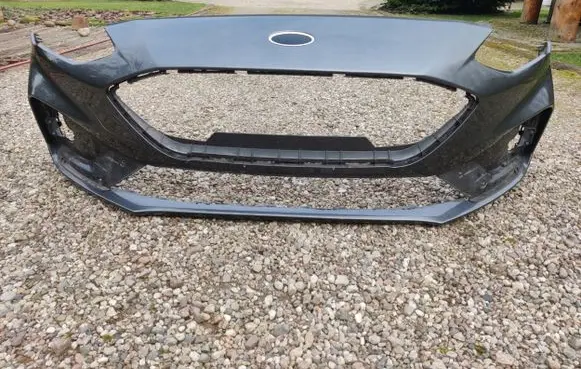Ford Focus Front bumper 17757