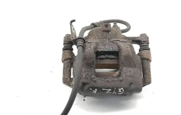 Toyota Auris E180 Front brake caliper