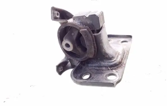 Toyota Avensis T270 Engine mount bracket