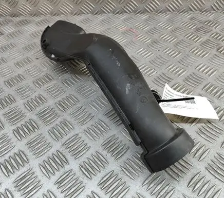 Volkswagen New Beetle Air intake duct part 1C0129609B