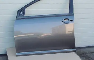 Toyota Avensis T250 Front door 6700205050