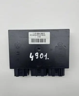 Volkswagen PASSAT B5 Comfort/convenience module 1J0959799S