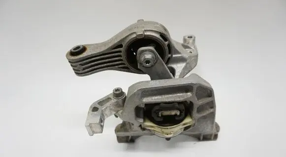 Peugeot 308 Engine mount vacuum valve 