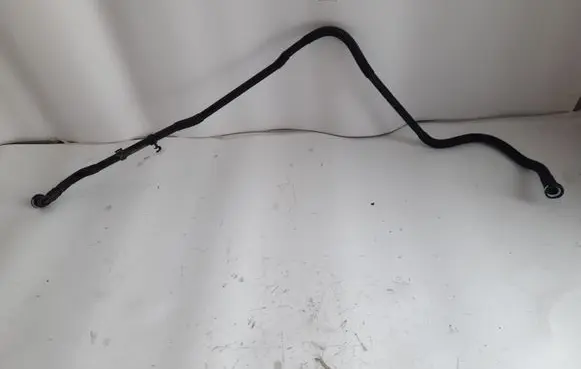 Audi TT TTS Mk2 Breather/breather pipe/hose 8J0201183C