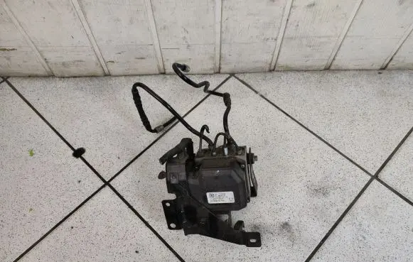 Mazda CX-9 ABS Pump TK21437A0