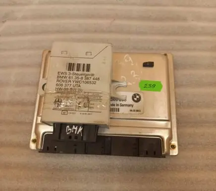 BMW 5 E39 Engine control unit/module 5WK9037 7500255