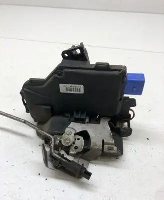 Audi A8 S8 D3 4E Rear door lock 4E0839016