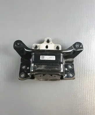Skoda Superb B8 (3V) Engine mount bracket 5Q0199555T
