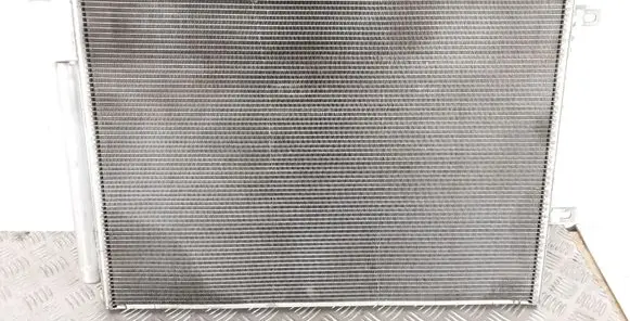 Jeep Cherokee A/C cooling radiator (condenser)