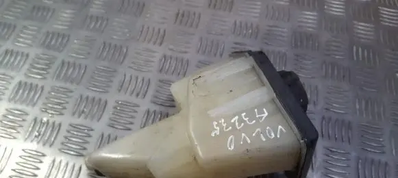 Volvo S40, V40 Coolant expansion tank/reservoir 30804963