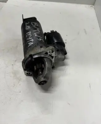 BMW 5 E39 Starter motor 1005821506