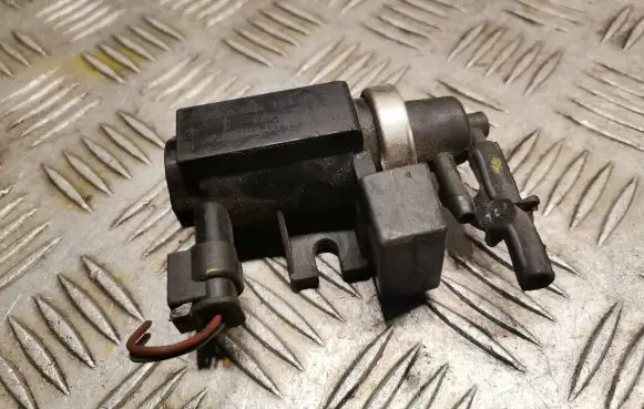 Mercedes-Benz B W245 Turbo solenoid valve 0001535528