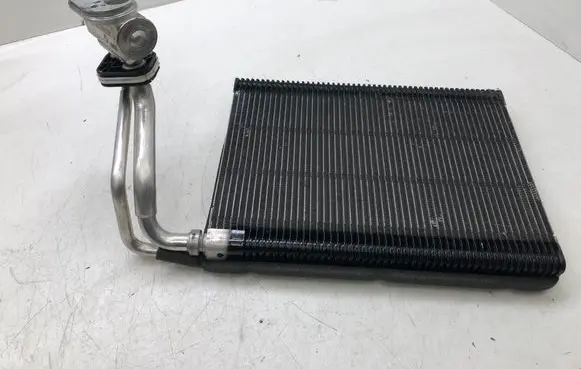 BMW 1 F20 F21 Heater blower radiator N670812Z327 T1012980H