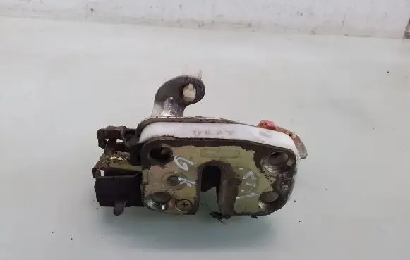 KIA Sportage Rear door lock