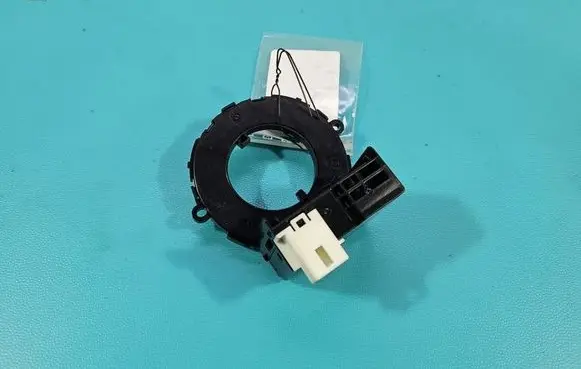 Suzuki SX4 S-Cross Steering angle sensor 3744068L10 IMPRK1558355