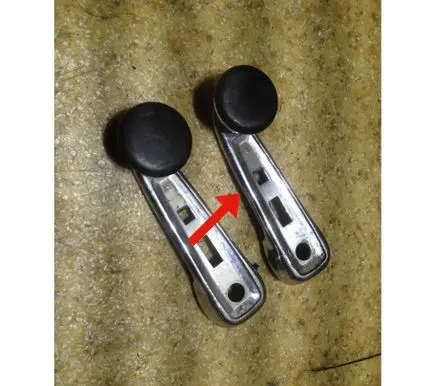 Mercedes-Benz W123 Front door window winding handle 