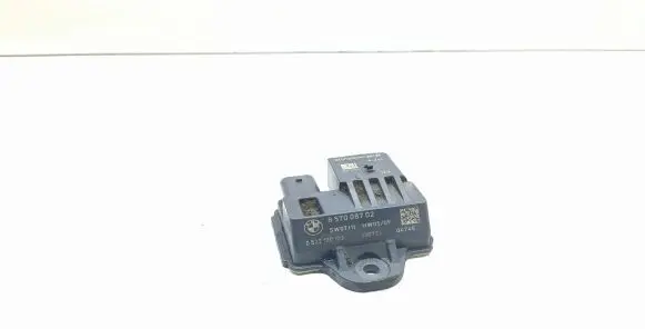 BMW X3 F25 Glow plug pre-heat relay 8570087 0522120103