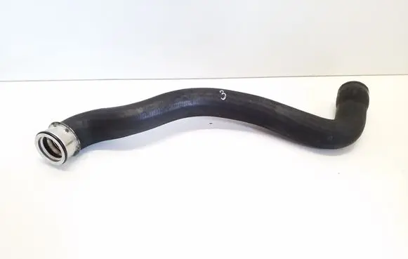 Mercedes-Benz C W203 Engine coolant pipe/hose 2035010682