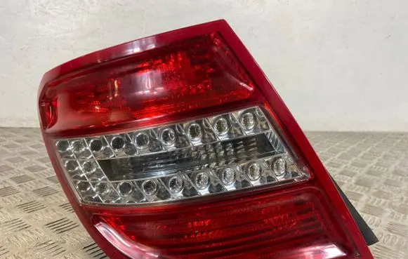 Mercedes-Benz C W204 Rear/tail lights 2048203964 122922401