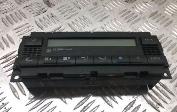 Volkswagen Golf IV Climate control unit 3B1907044B 567