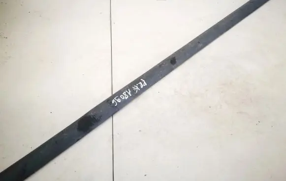 Renault 19 Front door trim (molding) 7700810493