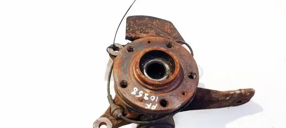 Peugeot 407 Front wheel hub 