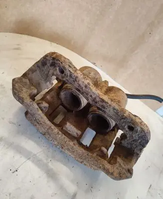 Hyundai H-1, Starex, Satellite Front brake caliper