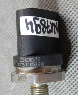 Audi A4 S4 B8 8K Air pressure sensor 06H906051D