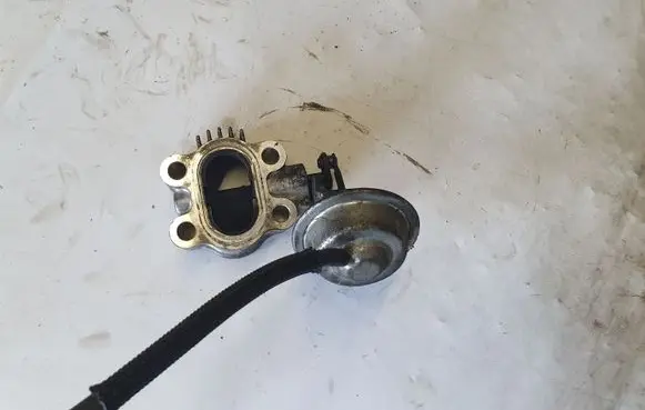 Toyota Corolla Verso E121 Engine shut-off valve NOCODE