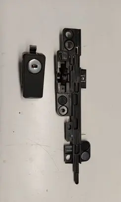 Mercedes-Benz E A207 Glove box lock 