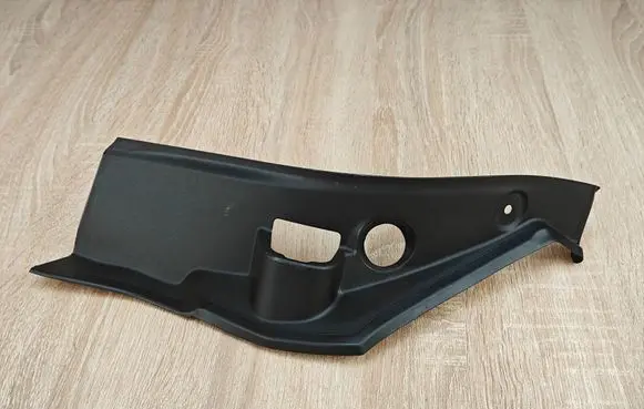 BMW X4 G02 Tailgate trim 7424428