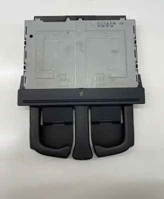 Volkswagen PASSAT B6 Cup holder back 8P088599511QA