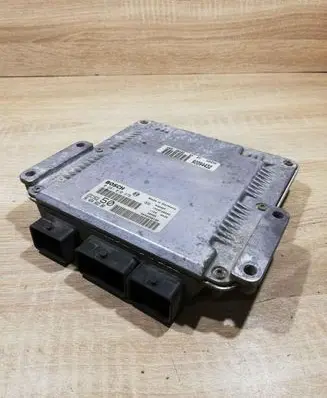 Peugeot 607 Engine control unit/module ECU 9646466280 0281010975