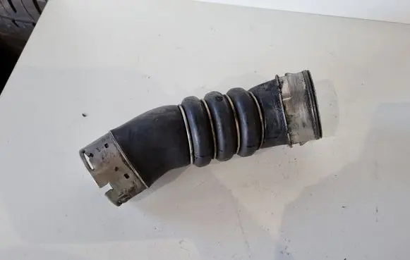 BMW 1 E81 E87 Intercooler hose/pipe 7802752 11279410