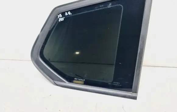 BMW X3 F25 Rear side window 51377205660