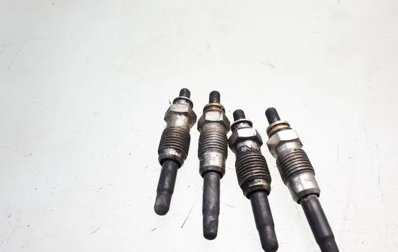Volvo S40, V40 Glow plug 0250201043