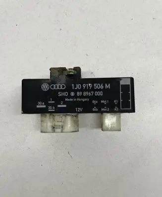 Coolant fan relay